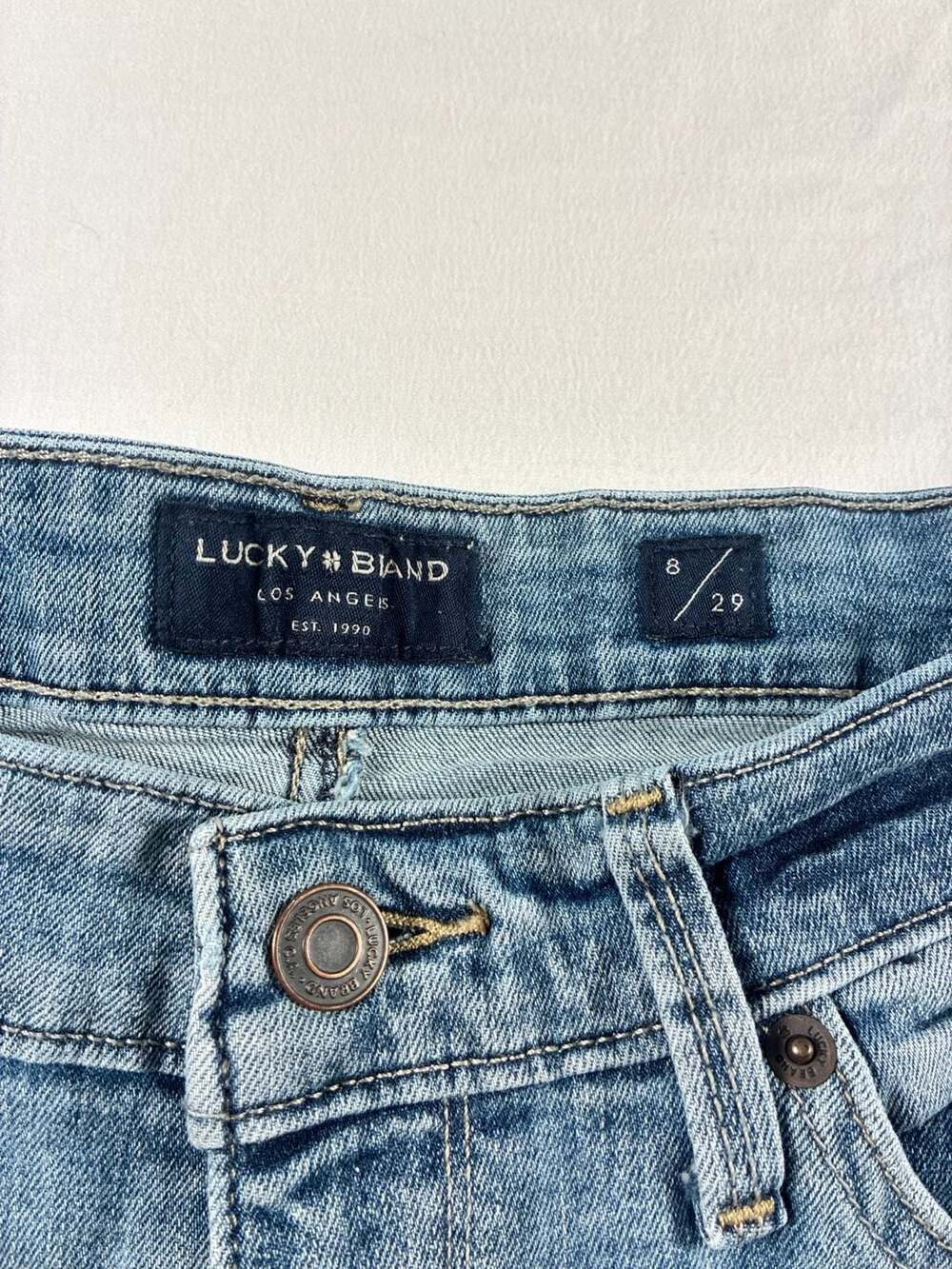 Lucky Brand The Roll Up Denim Shorts Size 8/29 - Picture 2 of 7